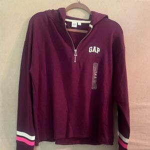 NWT Gap Hoodie size M